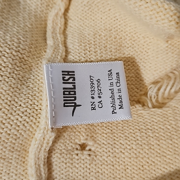 Publish Distressed Vintage Mens Sweater sz Medium - Picture 3 of 8